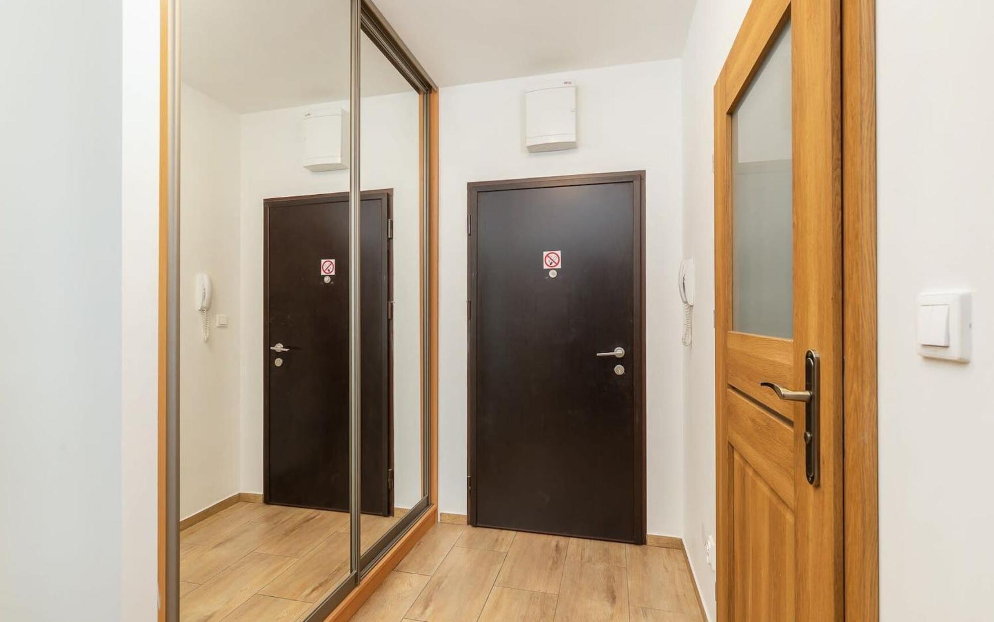Burakowska 16 - Modern Apartment With Balcony Noclegi Renters Warschau Buitenkant foto